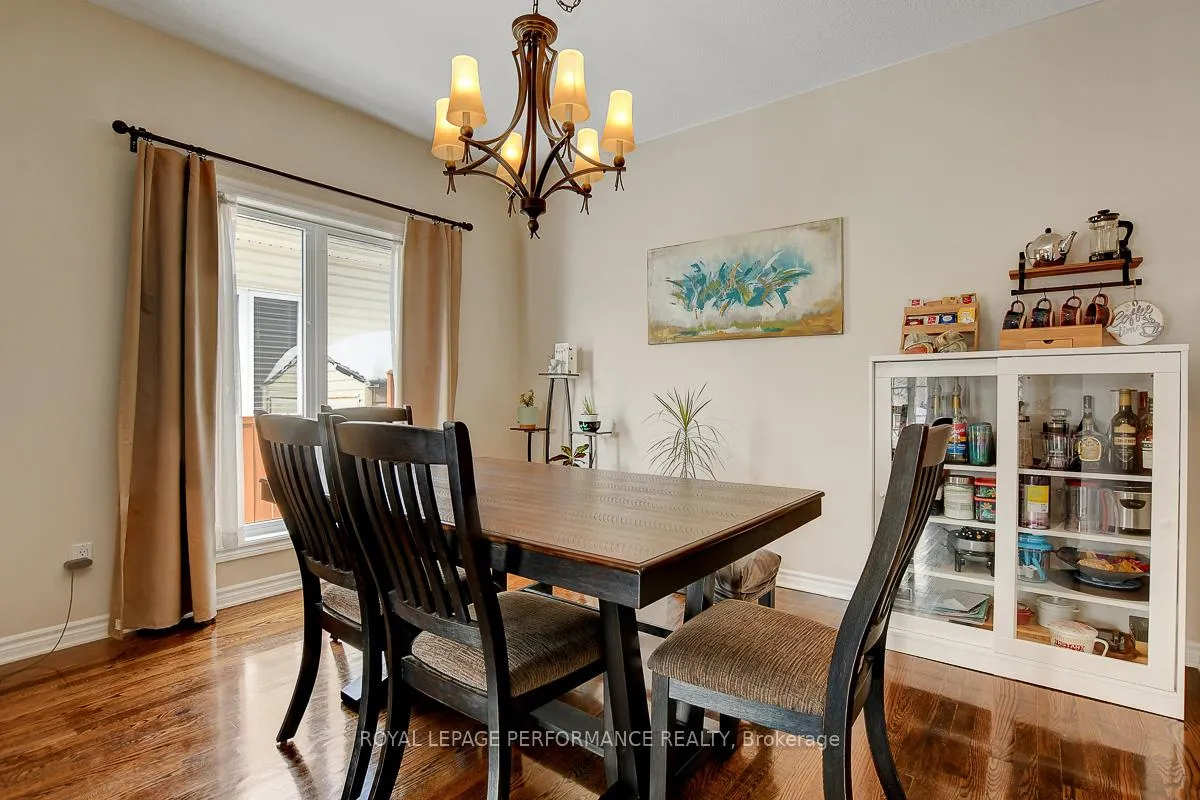 Photo 4 of 1019 Valin Street, Ottawa, Fallingbrook/Gardenway South — HOMEH