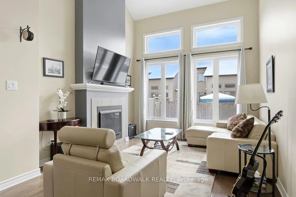 Photo 14 of 306 Rainrock Crescent, Ottawa, Mer Bleue/Bradley Estates/Anderson Park — HOMEH