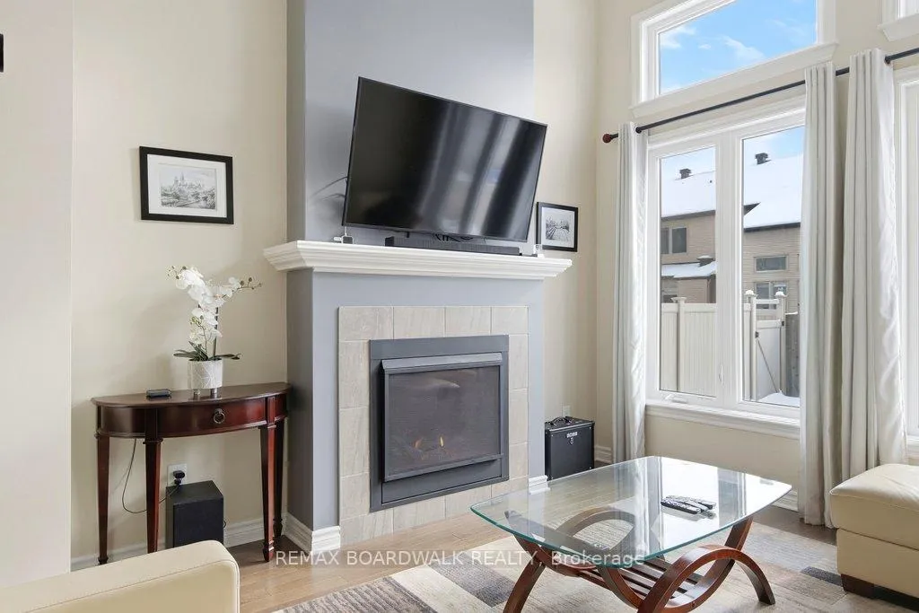 Photo 15 of 306 Rainrock Crescent, Ottawa, Mer Bleue/Bradley Estates/Anderson Park — HOMEH