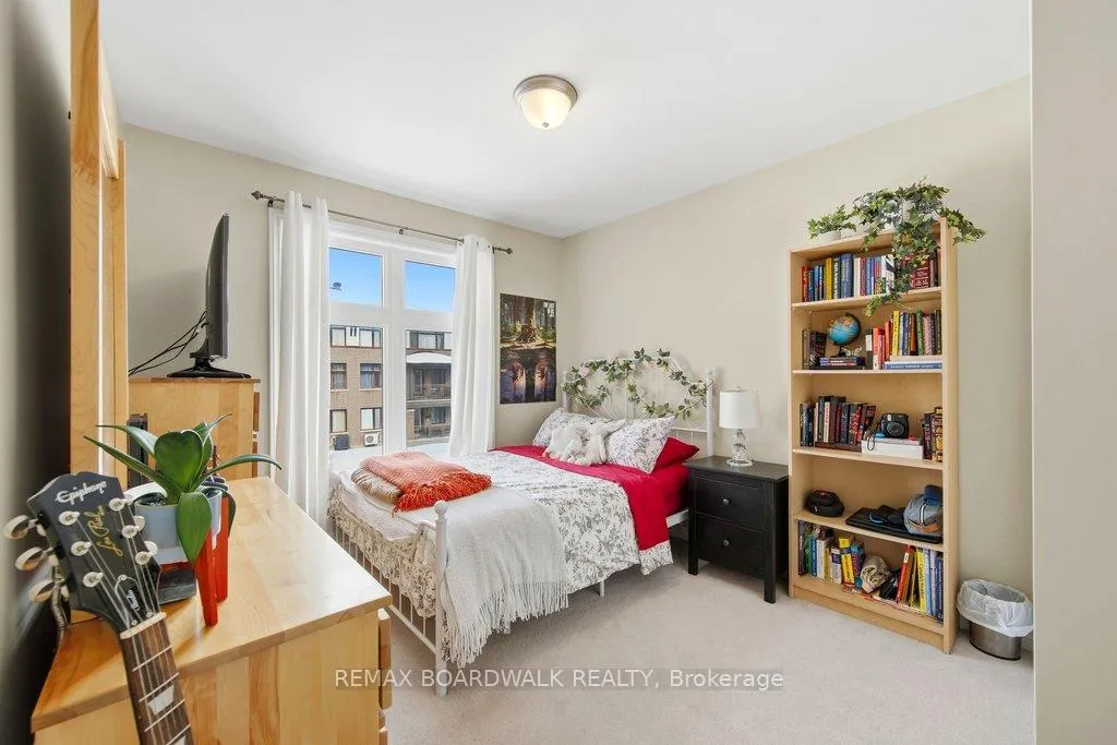 Photo 21 of 306 Rainrock Crescent, Ottawa, Mer Bleue/Bradley Estates/Anderson Park — HOMEH