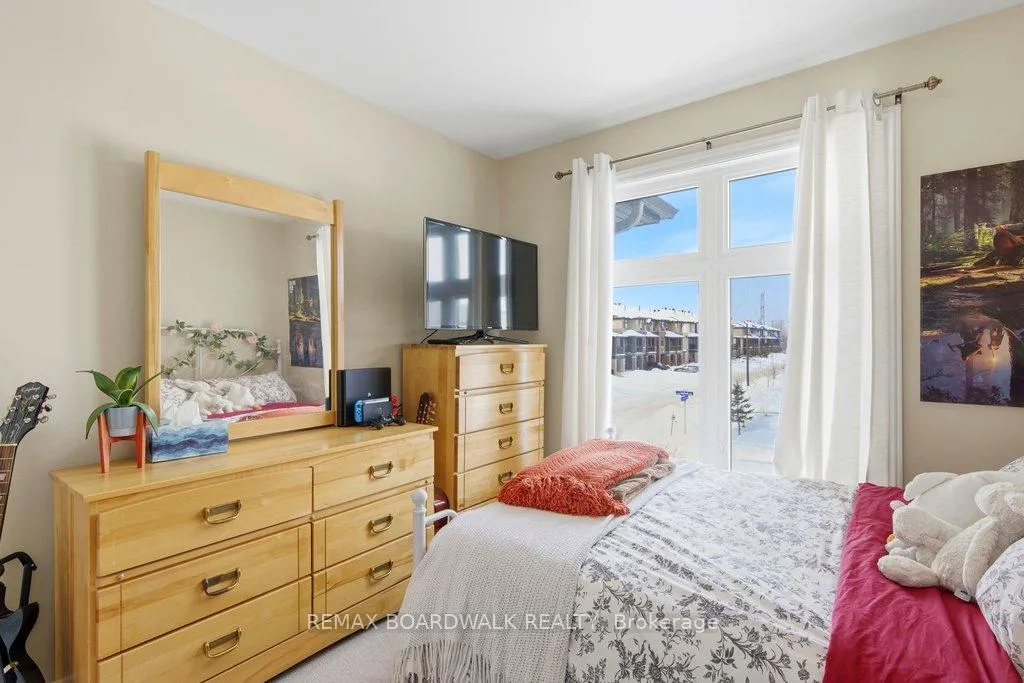 Photo 22 of 306 Rainrock Crescent, Ottawa, Mer Bleue/Bradley Estates/Anderson Park — HOMEH