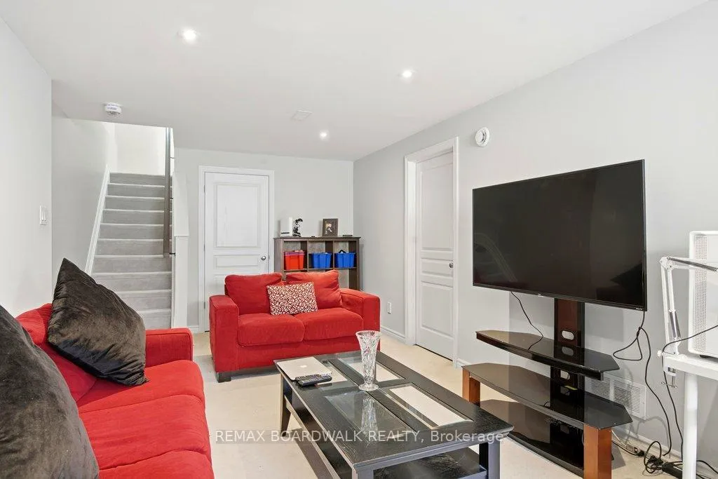 Photo 29 of 306 Rainrock Crescent, Ottawa, Mer Bleue/Bradley Estates/Anderson Park — HOMEH