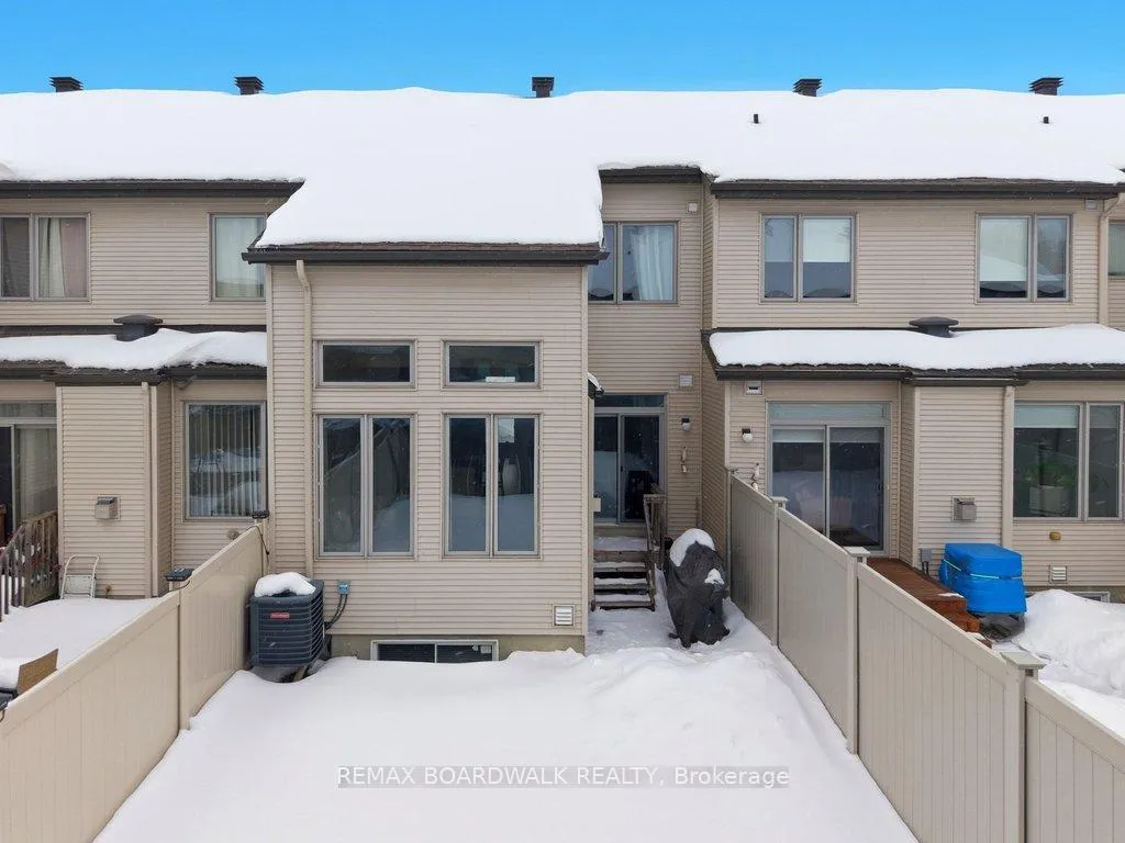 Photo 30 of 306 Rainrock Crescent, Ottawa, Mer Bleue/Bradley Estates/Anderson Park — HOMEH