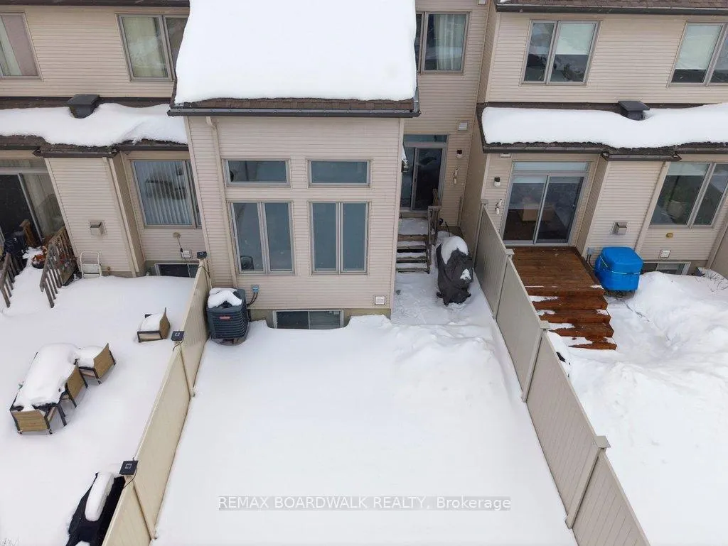 Photo 31 of 306 Rainrock Crescent, Ottawa, Mer Bleue/Bradley Estates/Anderson Park — HOMEH