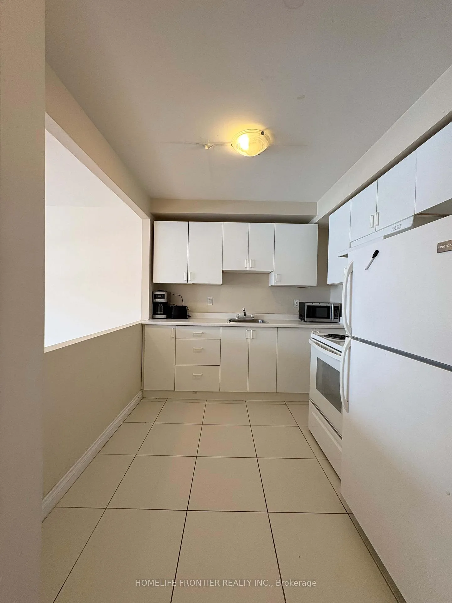 Photo 5 of Unit 971A_2F, 971 Eglinton Avenue, Toronto, Forest Hill North — HOMEH