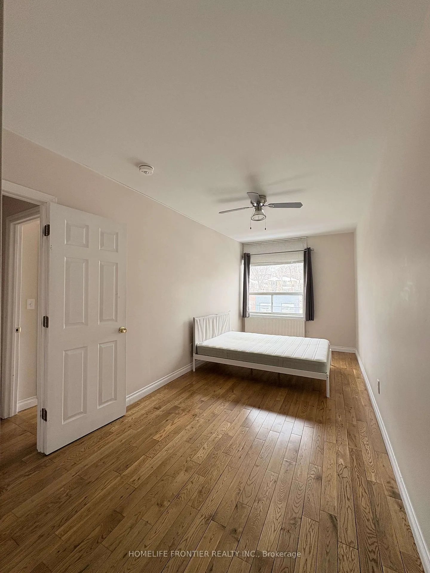 Photo 12 of Unit 971A_2F, 971 Eglinton Avenue, Toronto, Forest Hill North — HOMEH