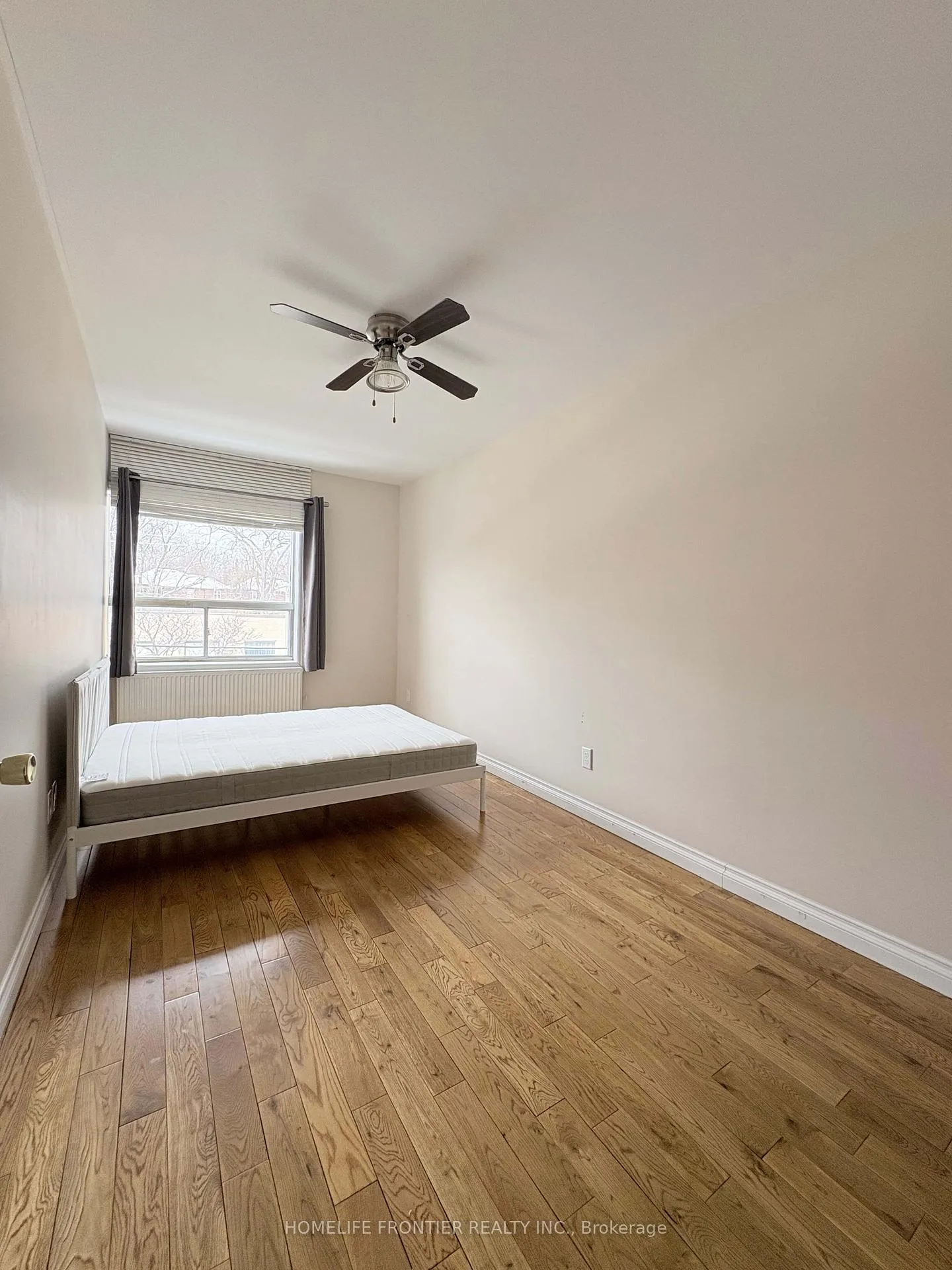 Photo 13 of Unit 971A_2F, 971 Eglinton Avenue, Toronto, Forest Hill North — HOMEH