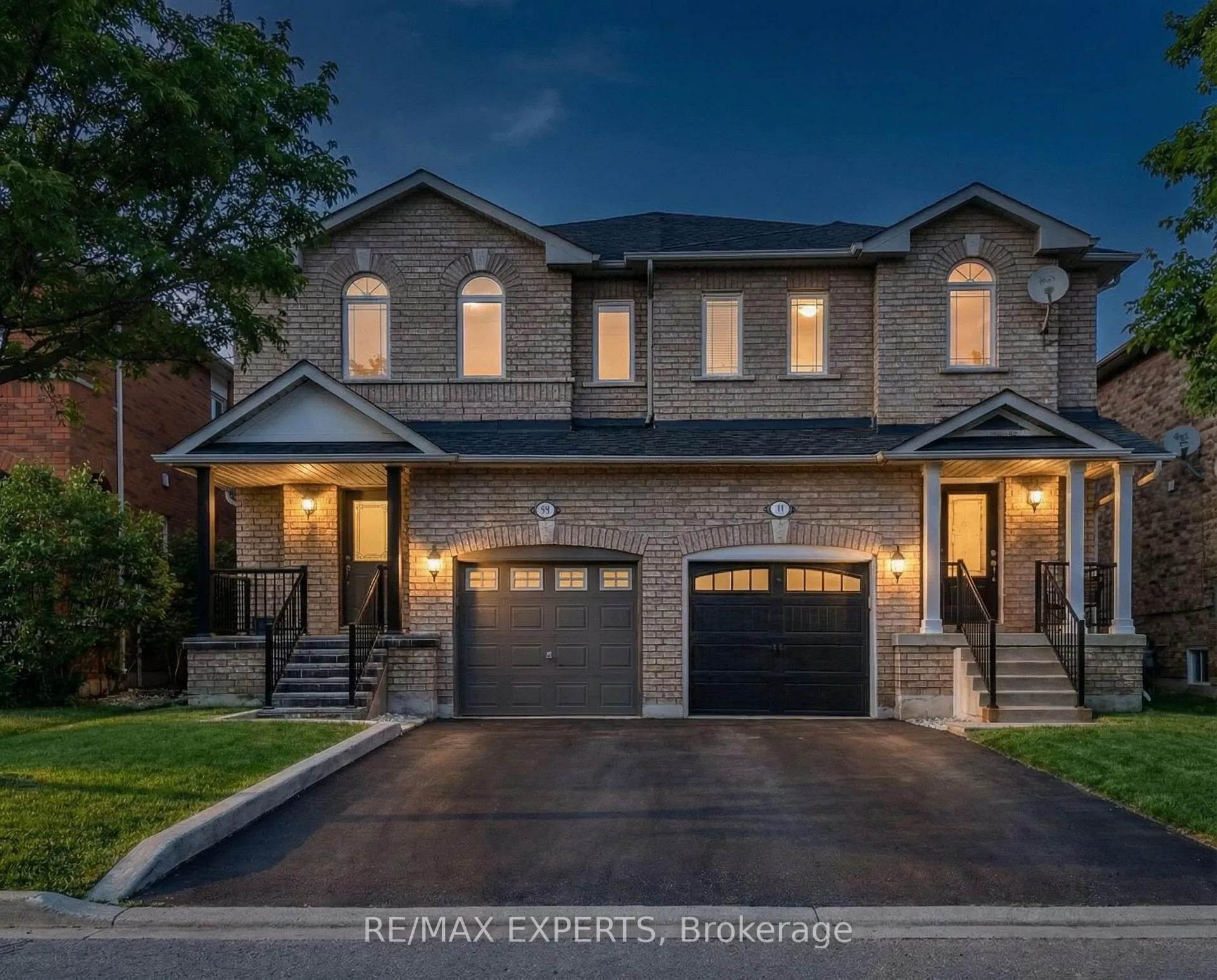 Photo 1 of 19 Cassia Crescent, Vaughan, Maple — HOMEH