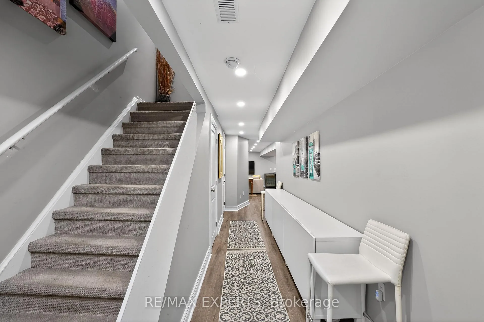 Photo 30 of 19 Cassia Crescent, Vaughan, Maple — HOMEH