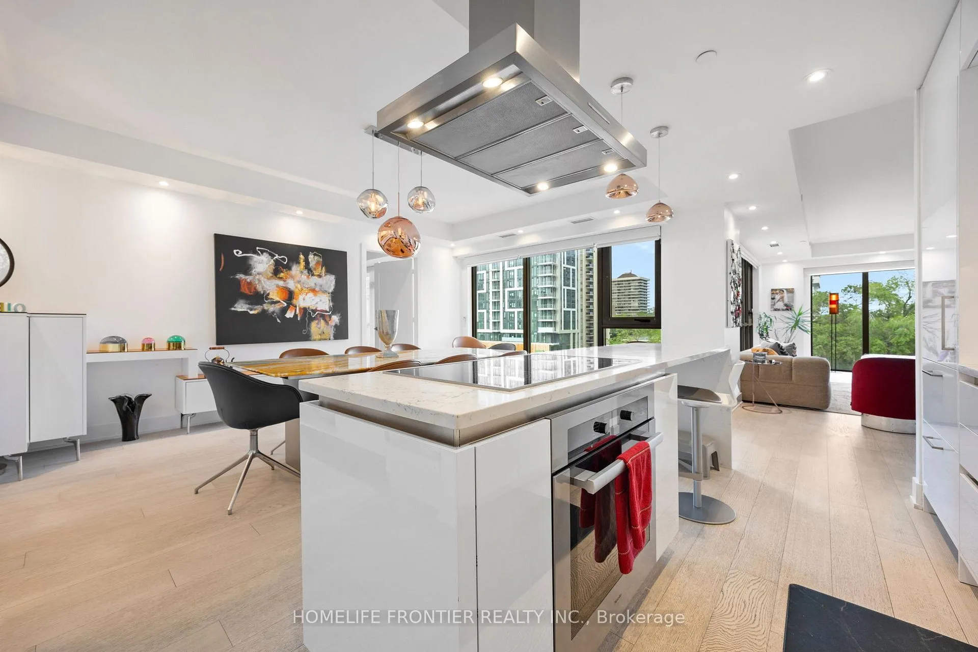Photo 16 of Unit 401, 6 Jackes Avenue, Toronto, Rosedale-Moore Park — HOMEH