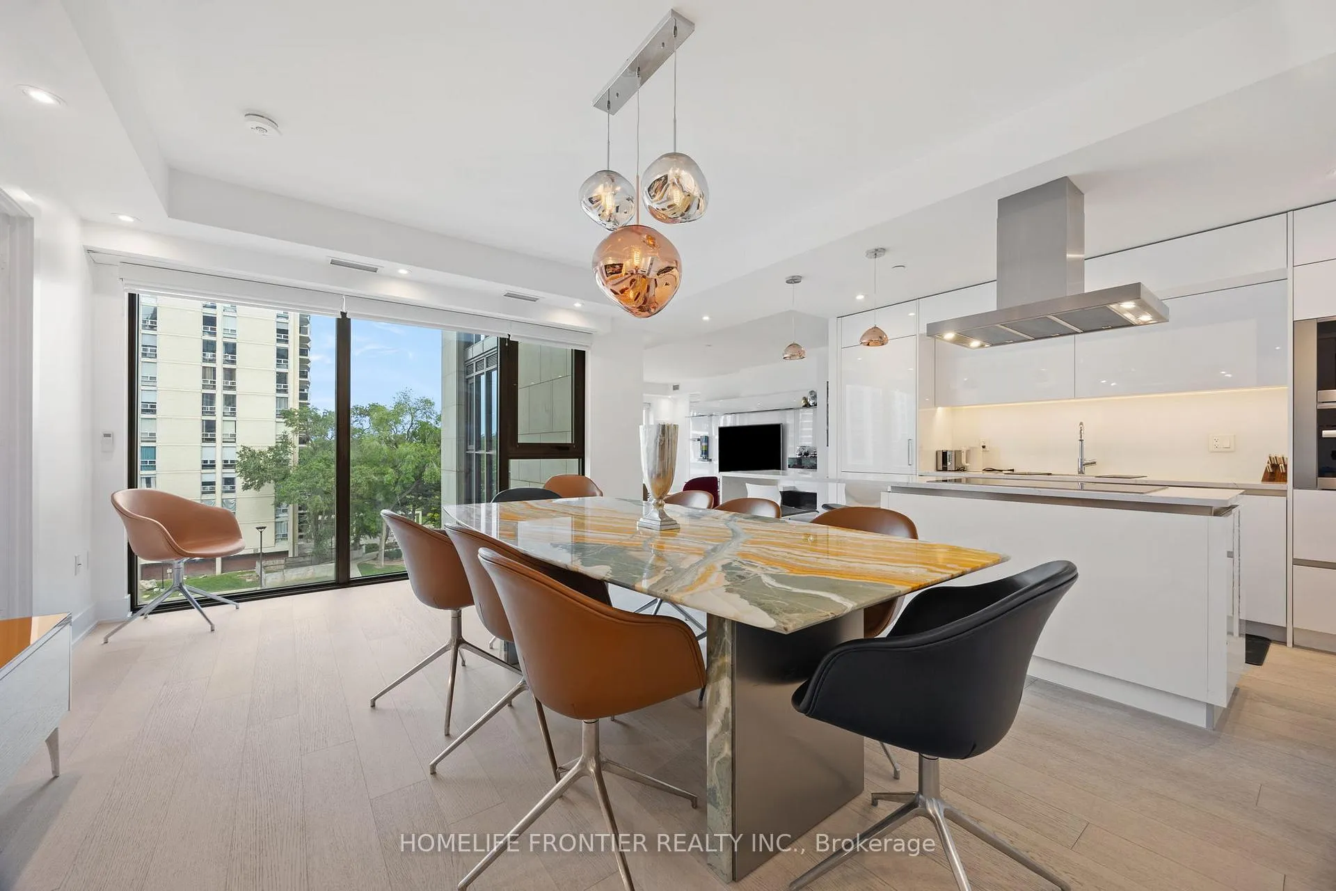 Photo 21 of Unit 401, 6 Jackes Avenue, Toronto, Rosedale-Moore Park — HOMEH