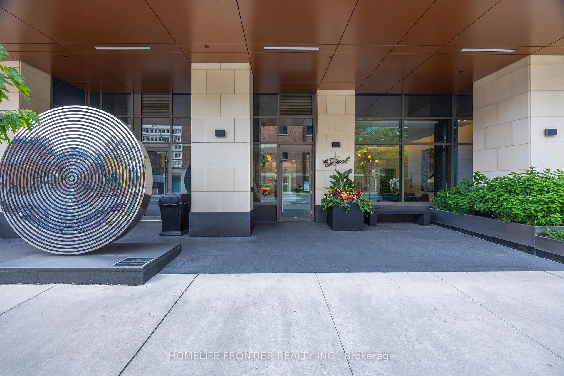 Photo 39 of Unit 401, 6 Jackes Avenue, Toronto, Rosedale-Moore Park — HOMEH