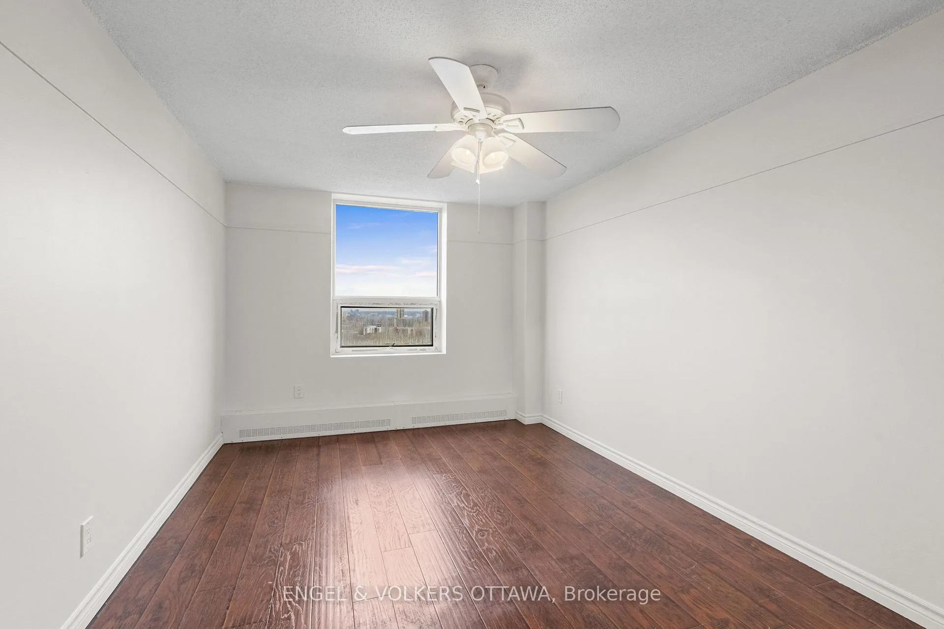 Photo 15 of Unit 2001, 665 Bathgate Drive, Ottawa, Carson Meadows — HOMEH