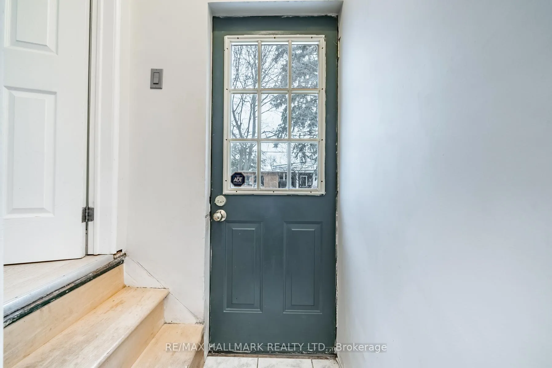 Photo 3 of Unit Basement, 574 Milverton Boulevard, Toronto, Danforth — HOMEH