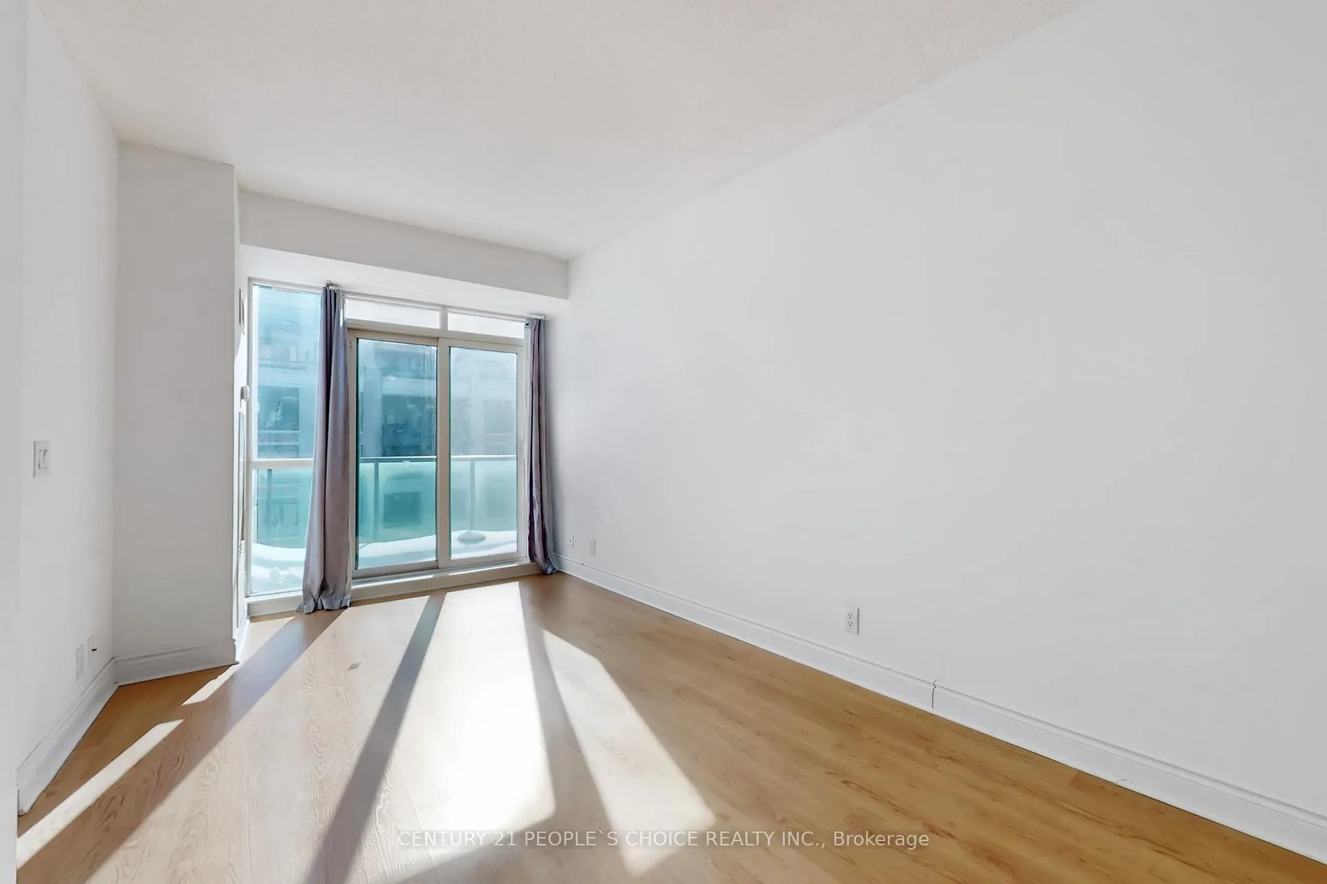 Photo 13 of Unit 905, 30 Clegg Road, Markham, Unionville — HOMEH