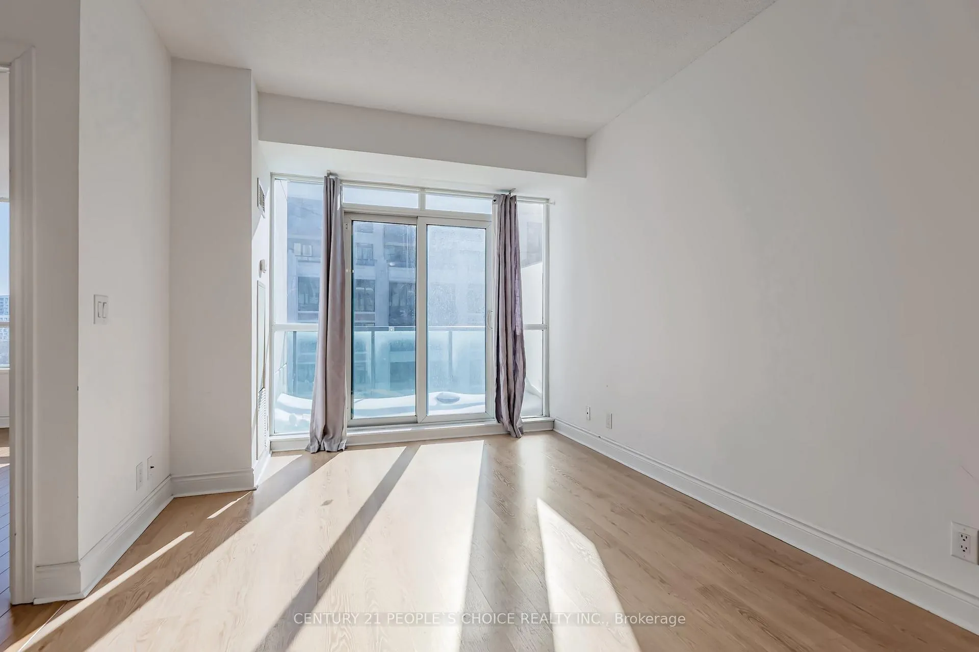 Photo 18 of Unit 905, 30 Clegg Road, Markham, Unionville — HOMEH