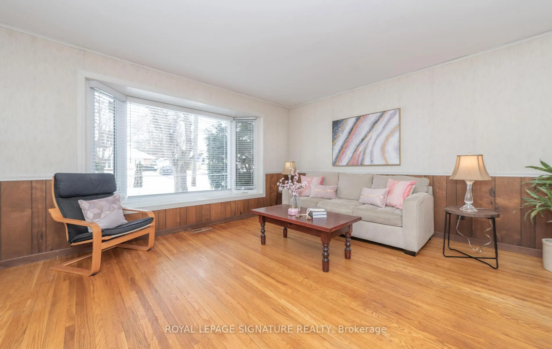 Photo 6 of 7 Mountland Drive, Scarborough, Woburn — HOMEH