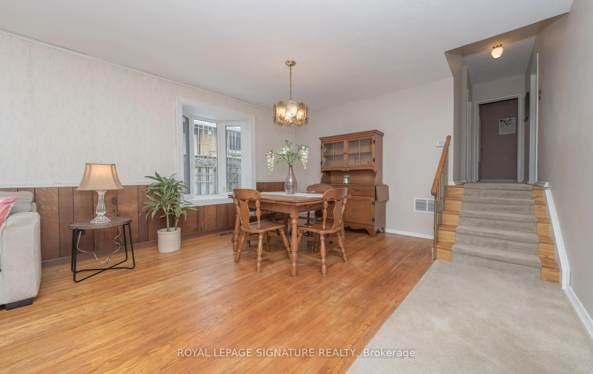 Photo 9 of 7 Mountland Drive, Scarborough, Woburn — HOMEH