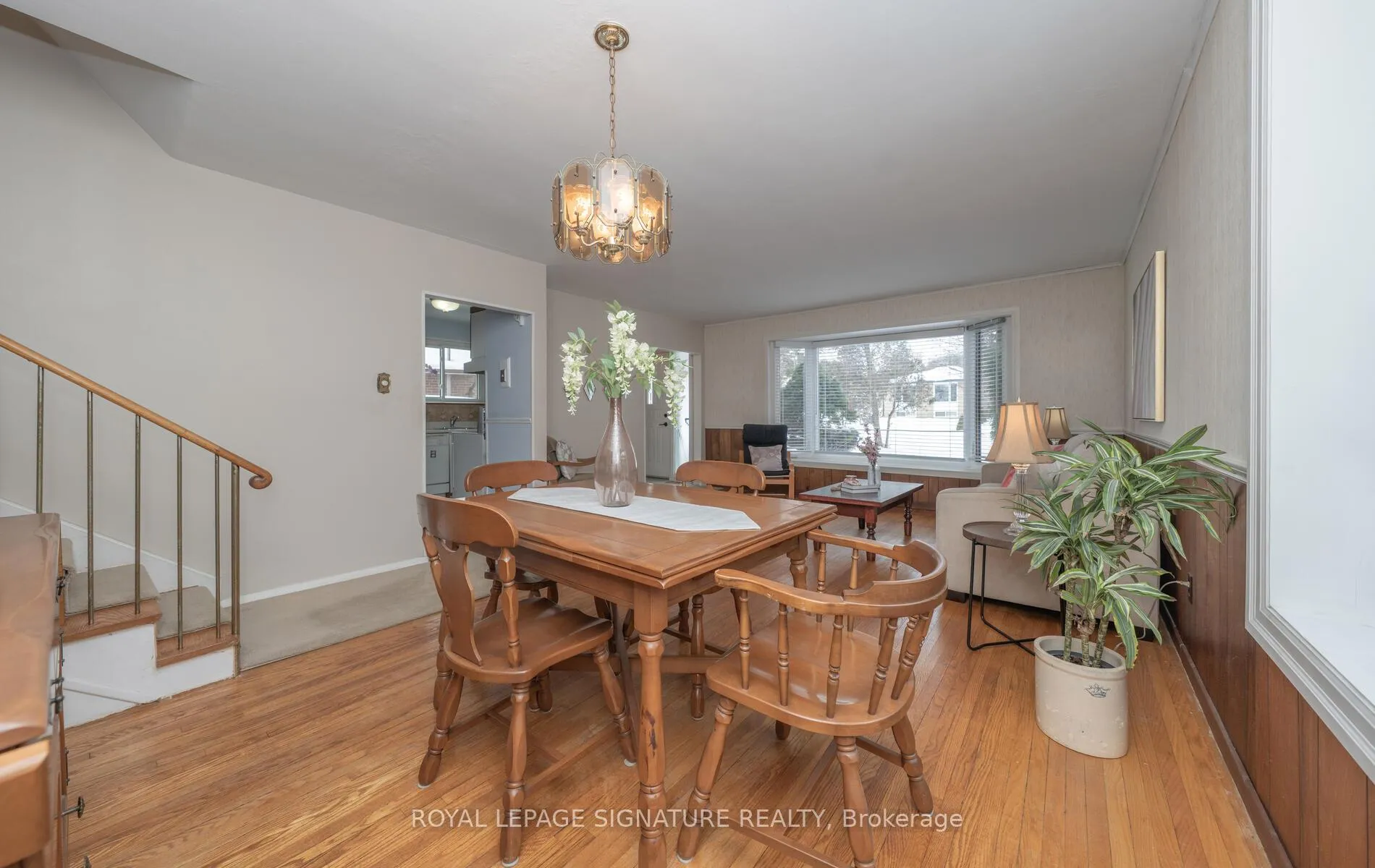 Photo 11 of 7 Mountland Drive, Scarborough, Woburn — HOMEH
