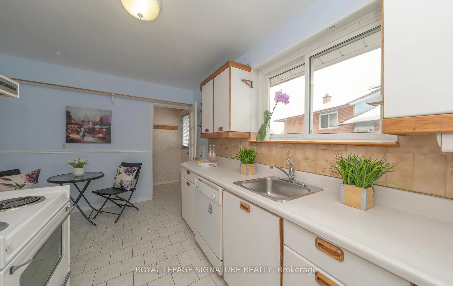 Photo 16 of 7 Mountland Drive, Scarborough, Woburn — HOMEH