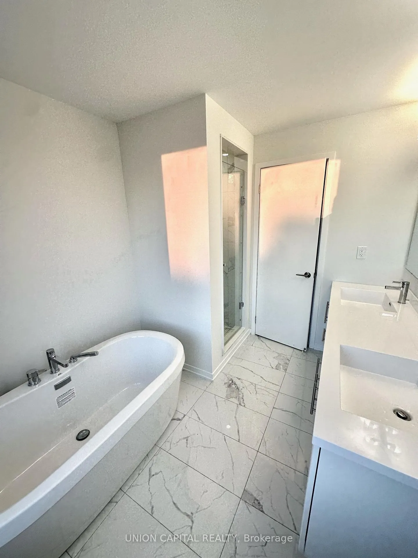 Photo 12 of Unit TH176, 31 Mable Smith Way W, Vaughan, Vaughan Corporate Centre — HOMEH