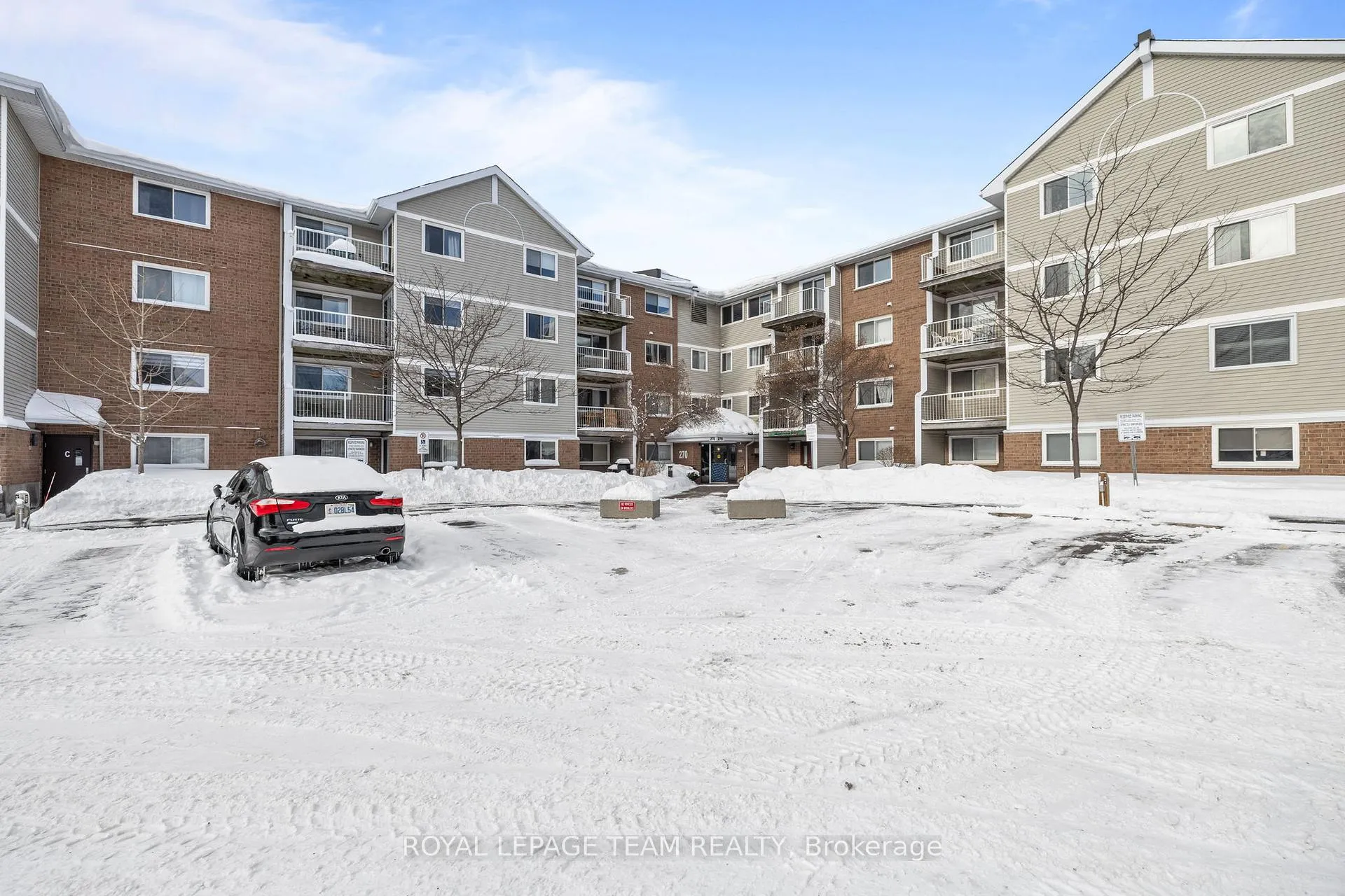 Photo 1 of Unit 411, 270 Brittany Drive, Ottawa, Viscount Alexander Park — HOMEH