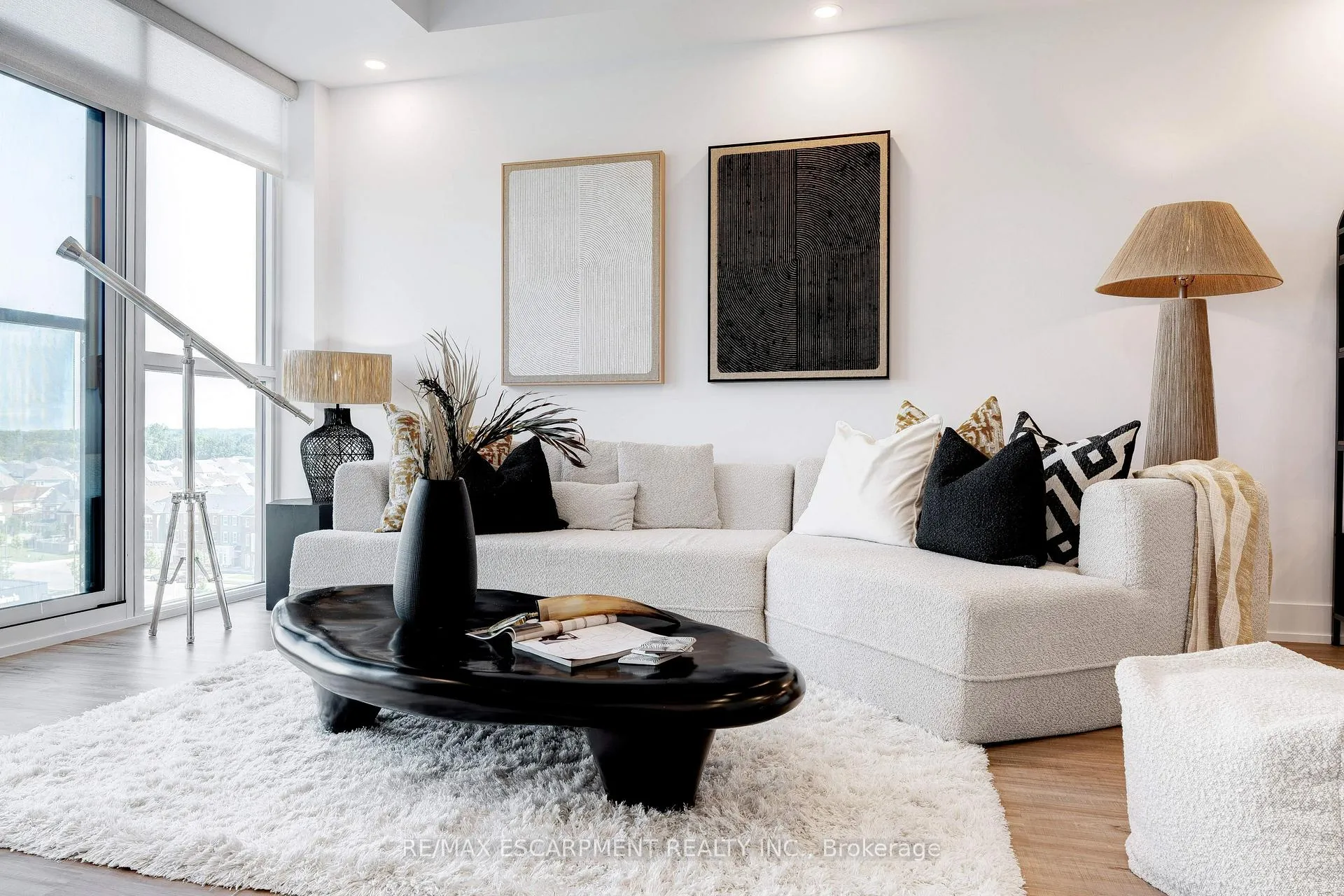 Photo 5 of Unit 803, 470 Dundas Street E, Hamilton, Waterdown — HOMEH