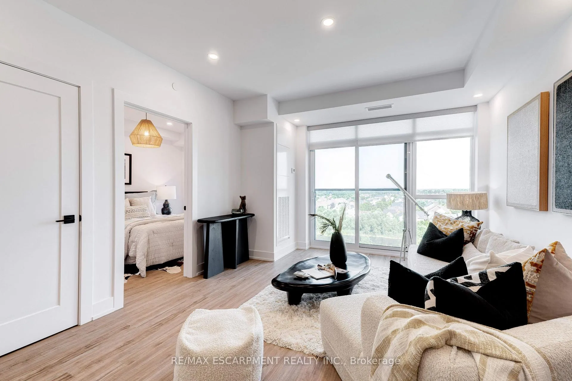 Photo 7 of Unit 803, 470 Dundas Street E, Hamilton, Waterdown — HOMEH