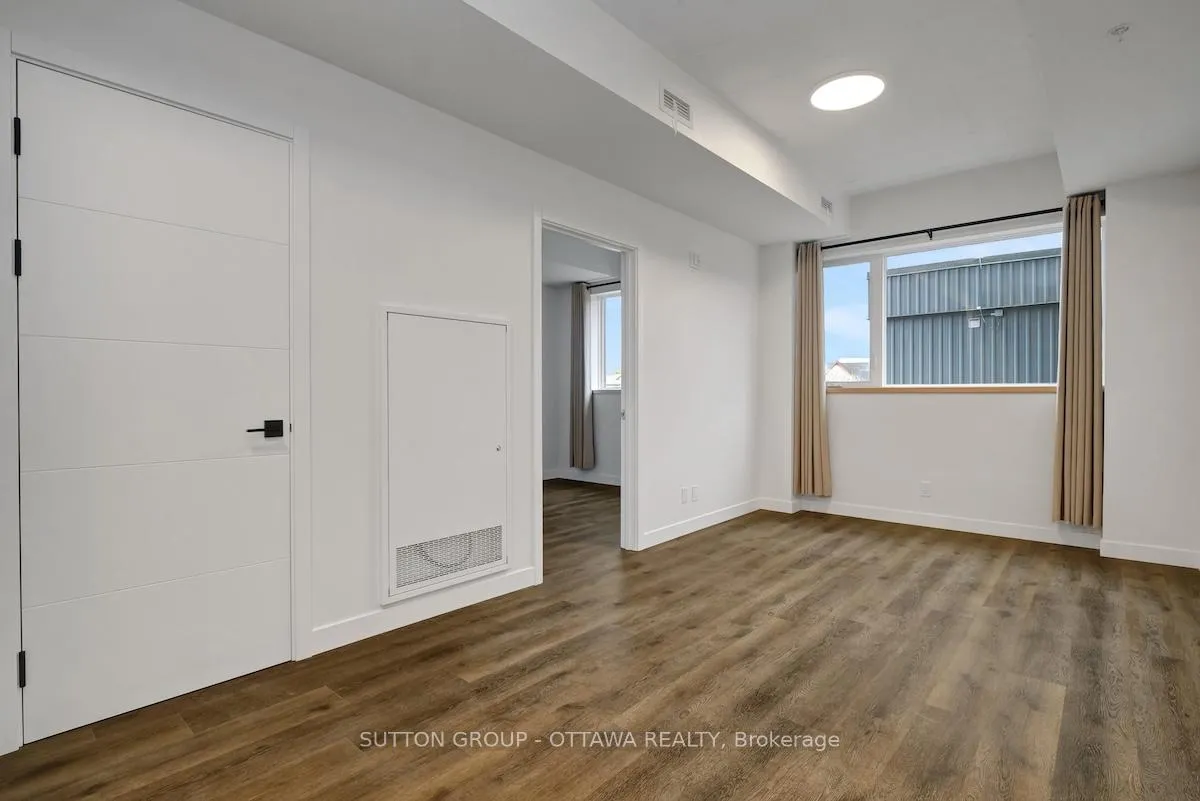Photo 11 of Unit 701, 399 Winston Avenue, Ottawa, Westboro West — HOMEH
