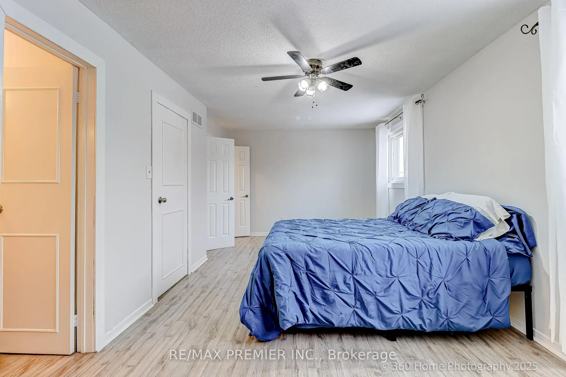 Photo 15 of 765 Hampton Court, Pickering, West Shore — HOMEH