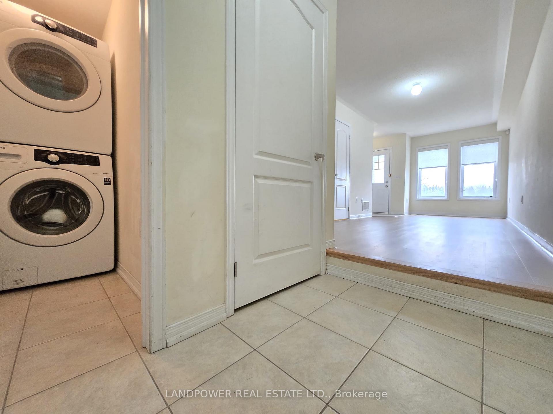 Photo 6 of 5289 Major Mackenzie Drive E, Markham, Berczy — HOMEH