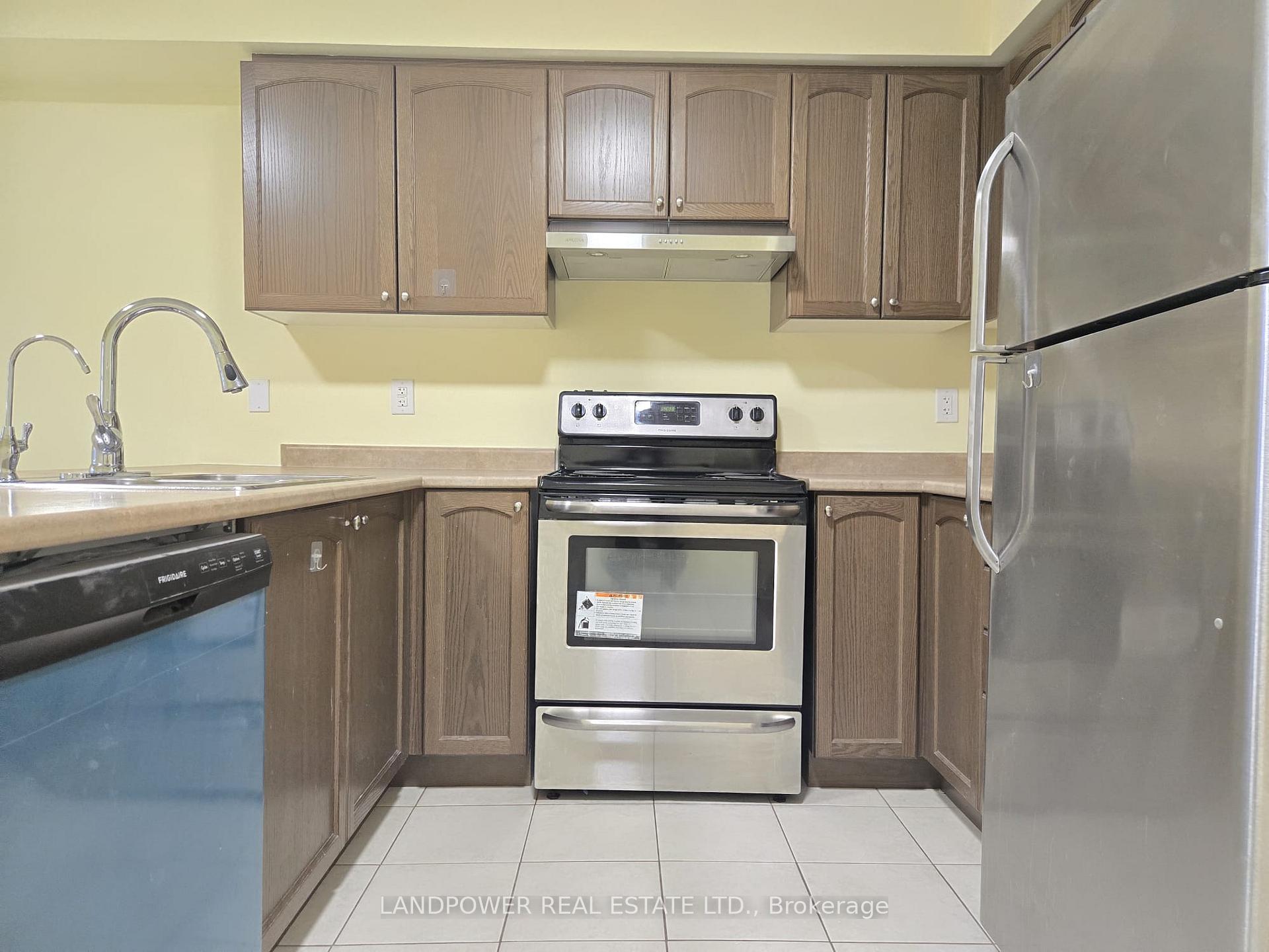 Photo 8 of 5289 Major Mackenzie Drive E, Markham, Berczy — HOMEH