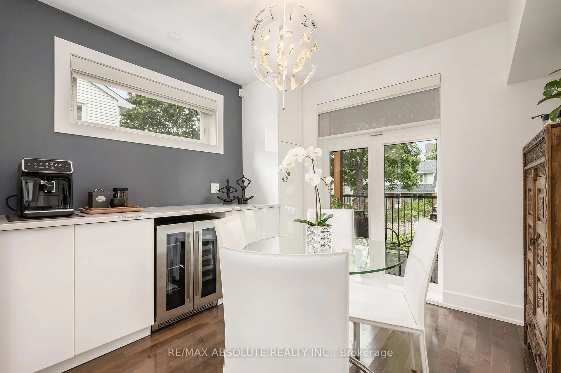Photo 13 of 160 Begonia Avenue, Ottawa, Applewood Acres — HOMEH
