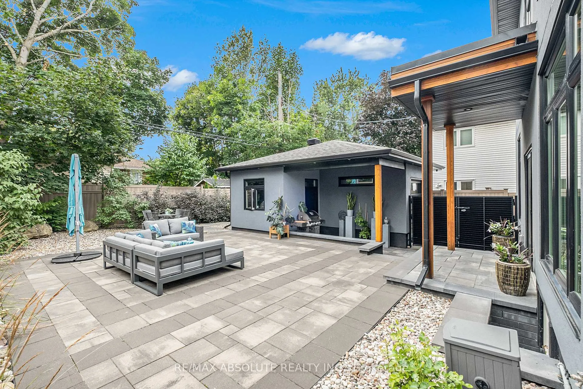 Photo 31 of 160 Begonia Avenue, Ottawa, Applewood Acres — HOMEH
