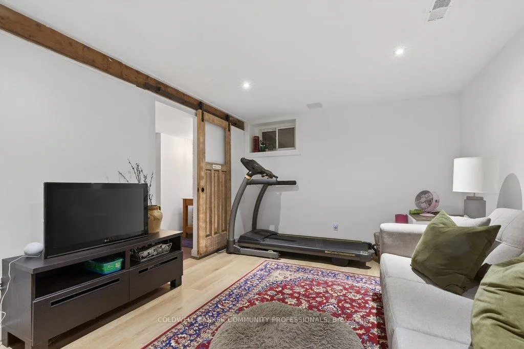 Photo 42 of 494 Upper Wentworth Street, Hamilton, Inch Park — HOMEH