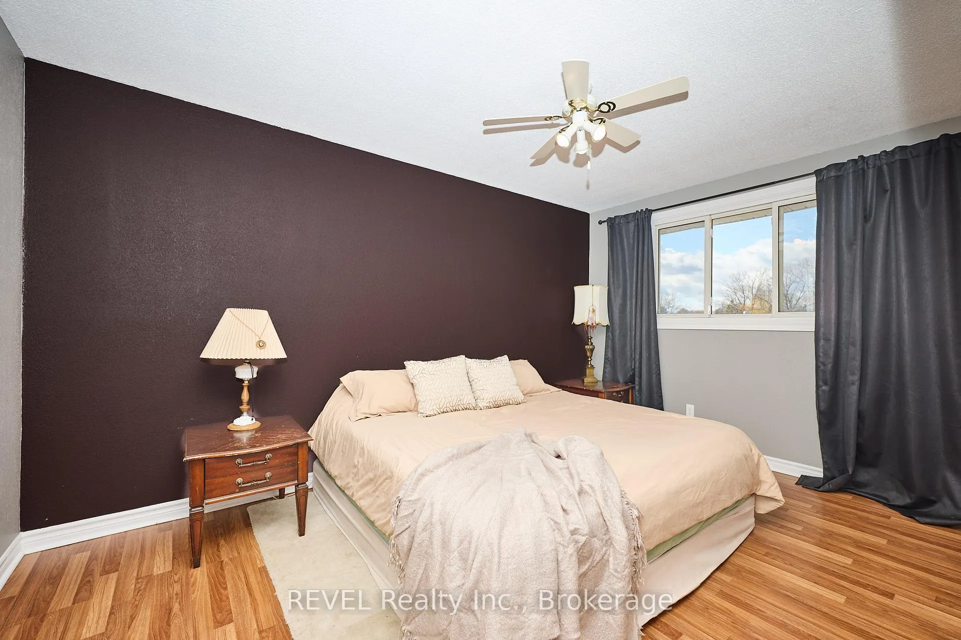 Photo 11 of 2989 Loyalist Avenue, Niagara Falls, Church's Lane — HOMEH