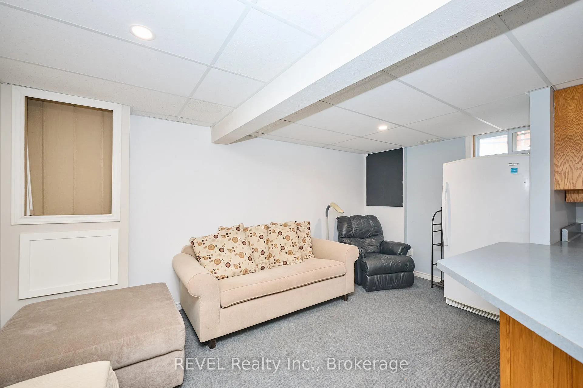 Photo 22 of 2989 Loyalist Avenue, Niagara Falls, Church's Lane — HOMEH