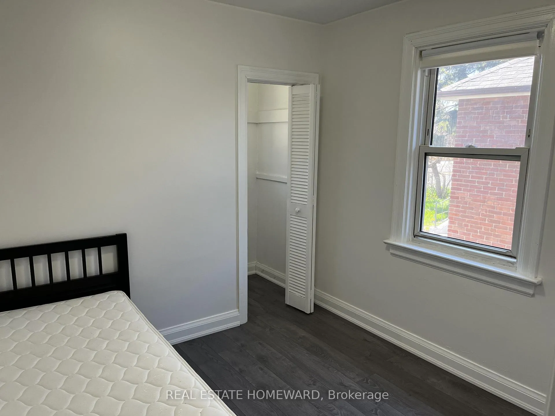 Photo 12 of 322 Cosburn Avenue, Toronto, East York — HOMEH