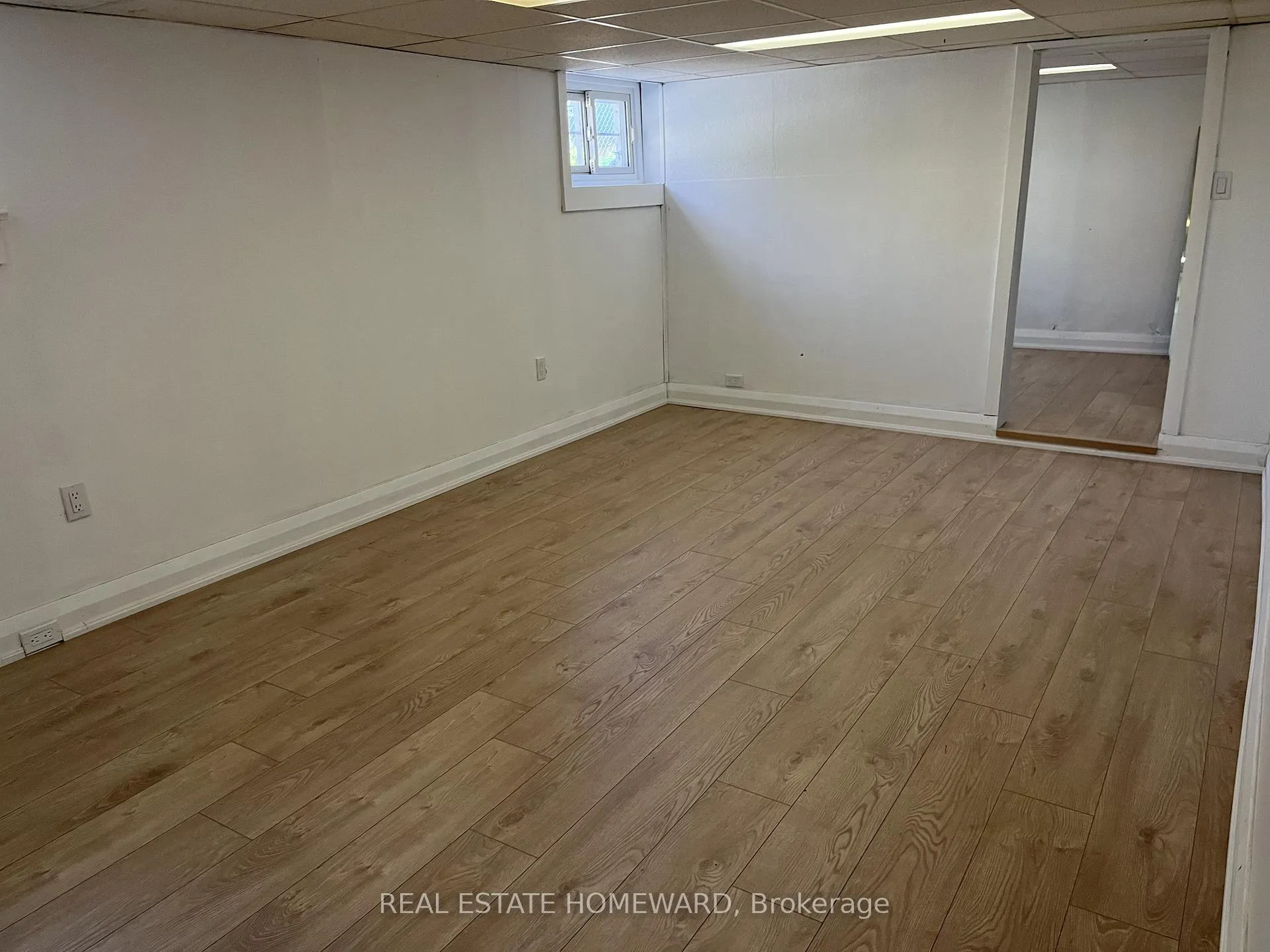 Photo 15 of 322 Cosburn Avenue, Toronto, East York — HOMEH