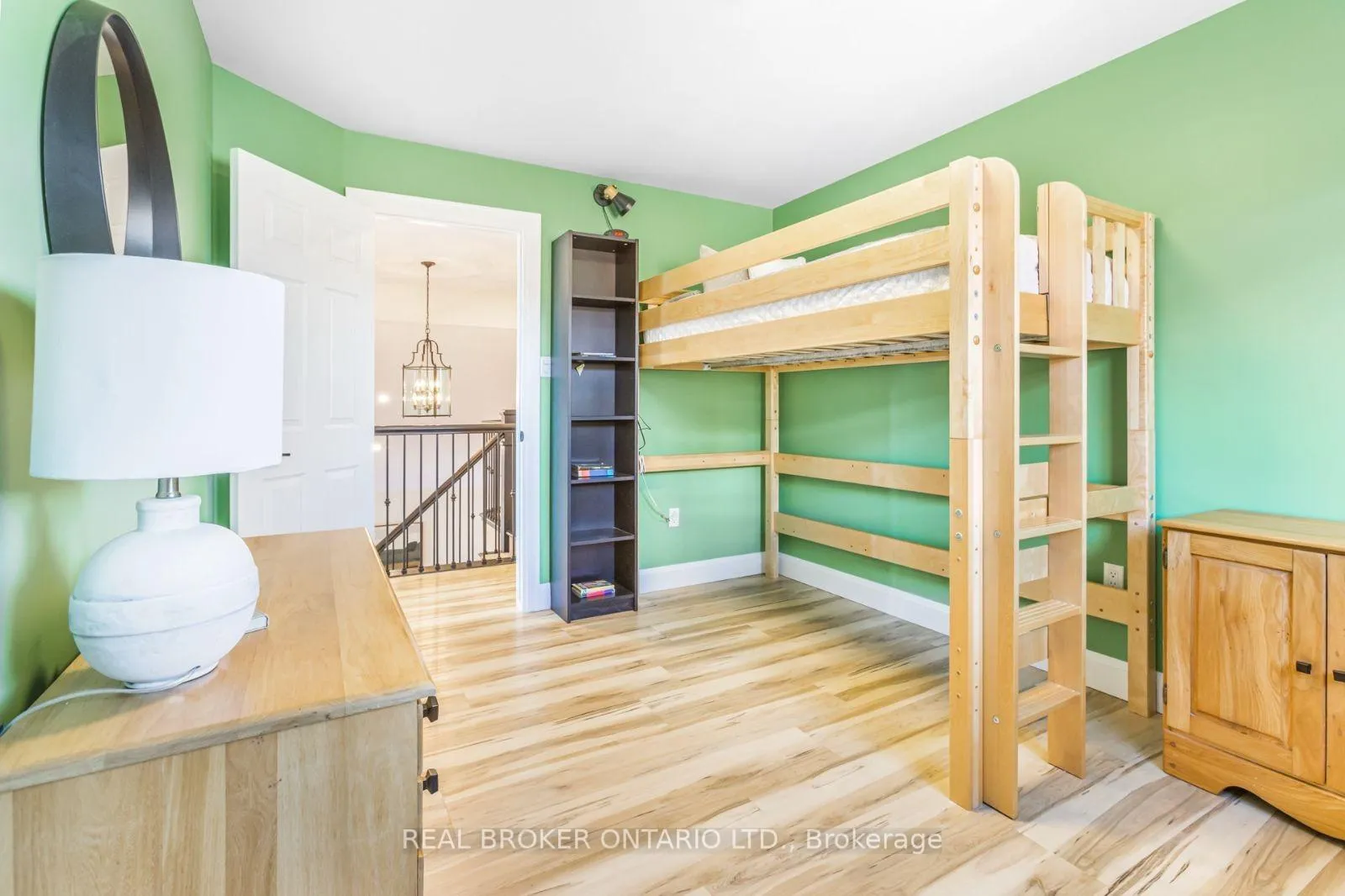 Photo 22 of 104 Seaton Place Drive, Hamilton, Stoney Creek — HOMEH