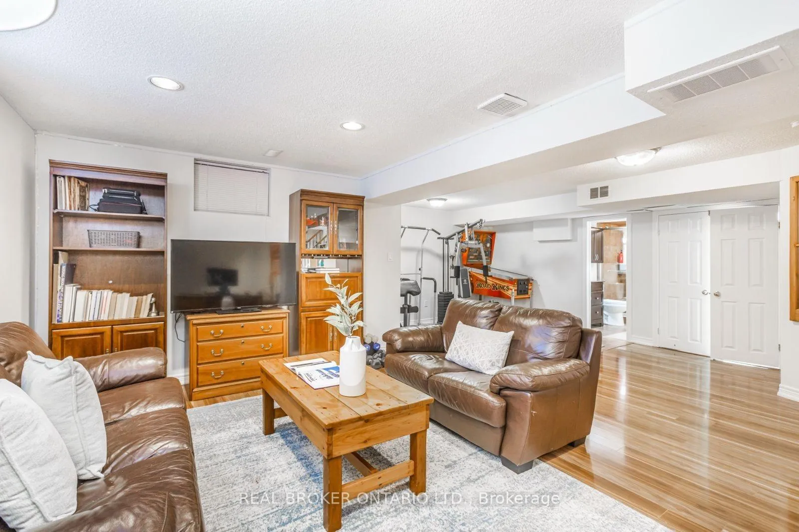 Photo 25 of 104 Seaton Place Drive, Hamilton, Stoney Creek — HOMEH