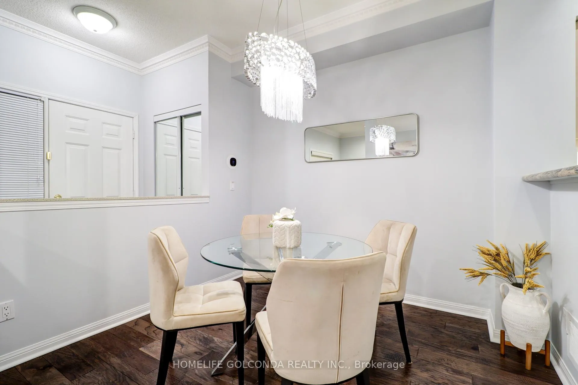 Photo 5 of Unit 3A, 4 Cox Boulevard, Markham, Unionville — HOMEH