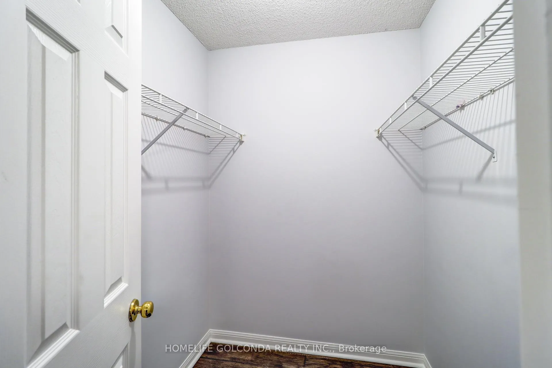 Photo 18 of Unit 3A, 4 Cox Boulevard, Markham, Unionville — HOMEH