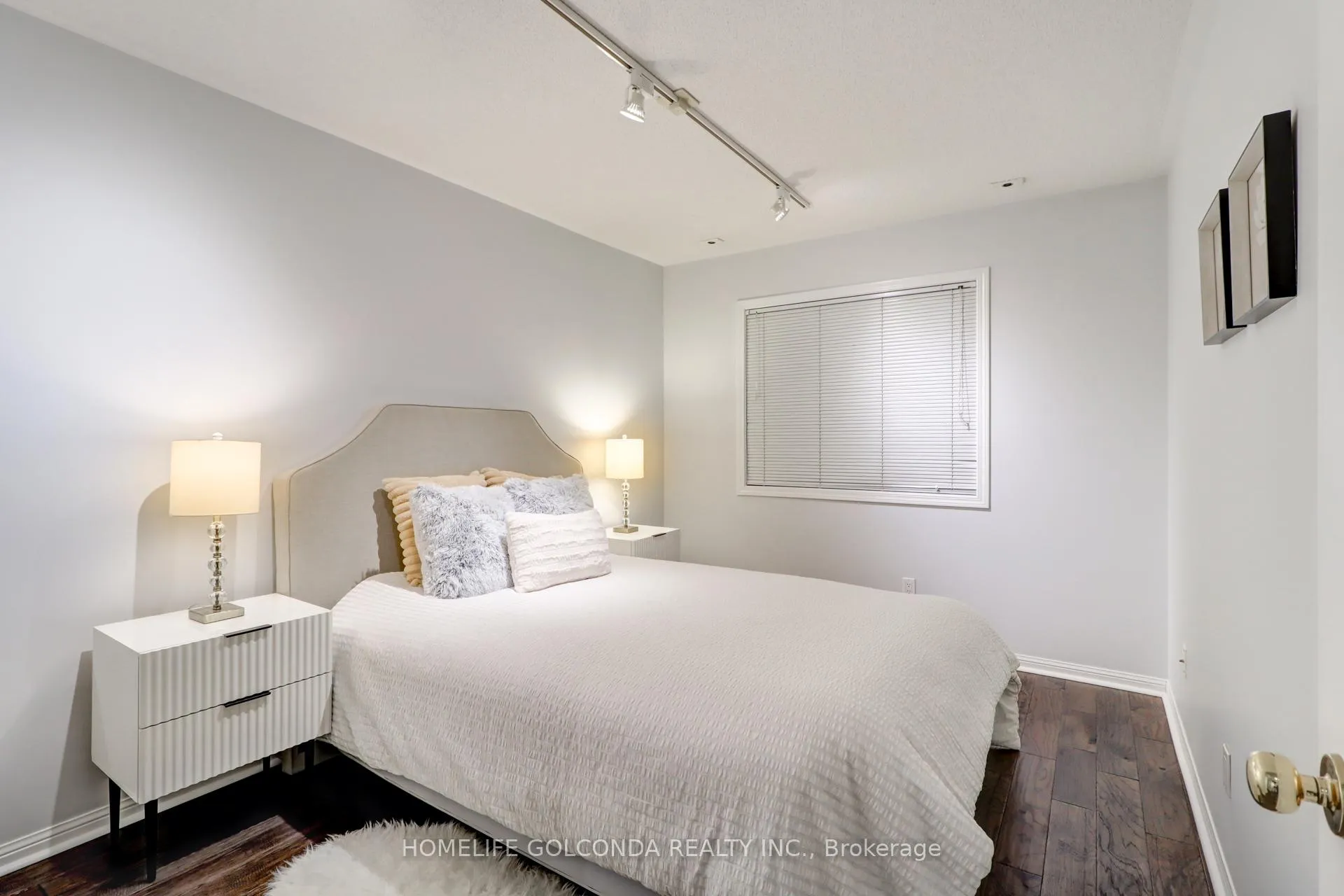 Photo 22 of Unit 3A, 4 Cox Boulevard, Markham, Unionville — HOMEH