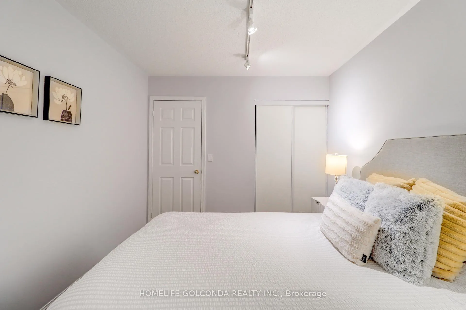 Photo 23 of Unit 3A, 4 Cox Boulevard, Markham, Unionville — HOMEH