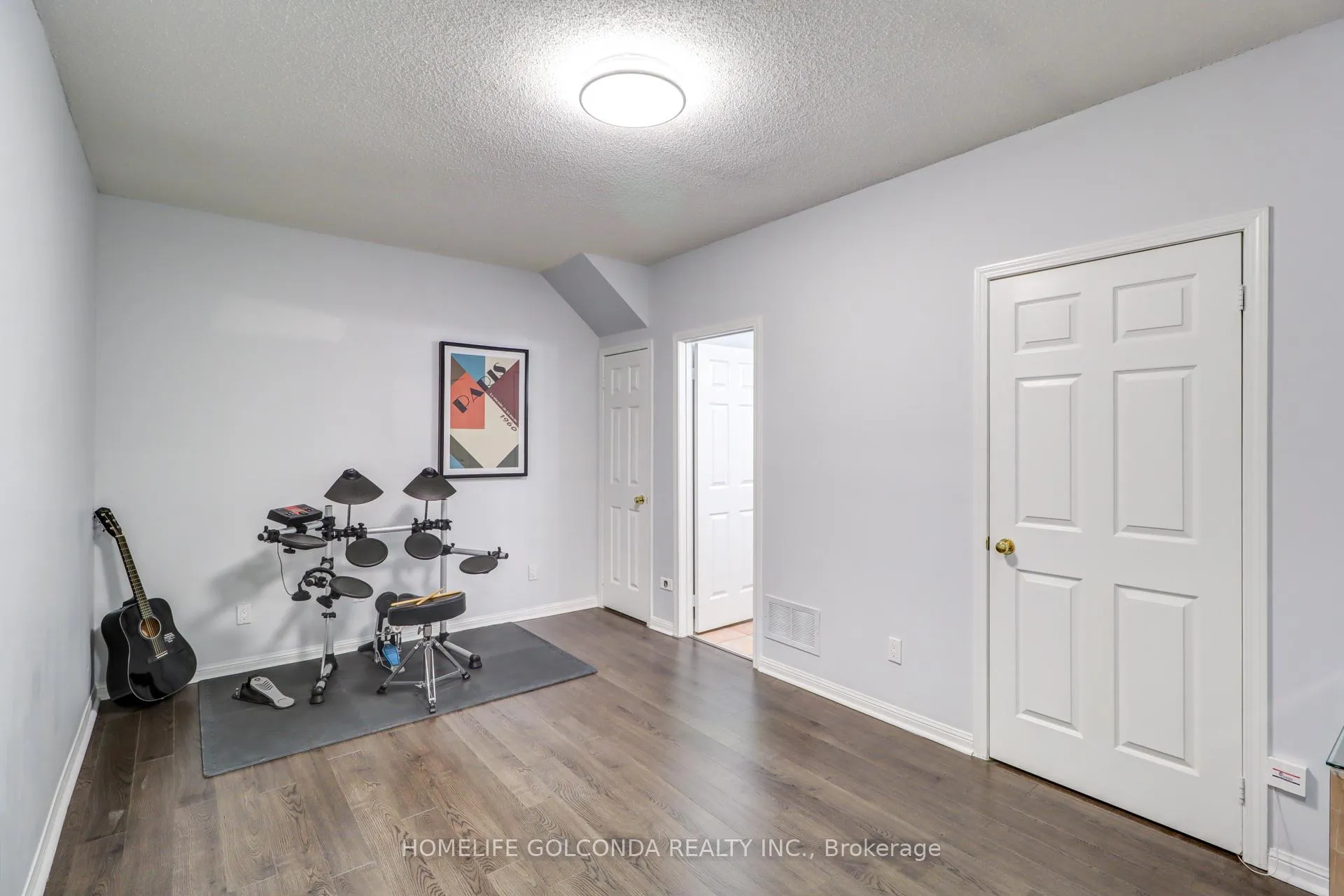 Photo 25 of Unit 3A, 4 Cox Boulevard, Markham, Unionville — HOMEH