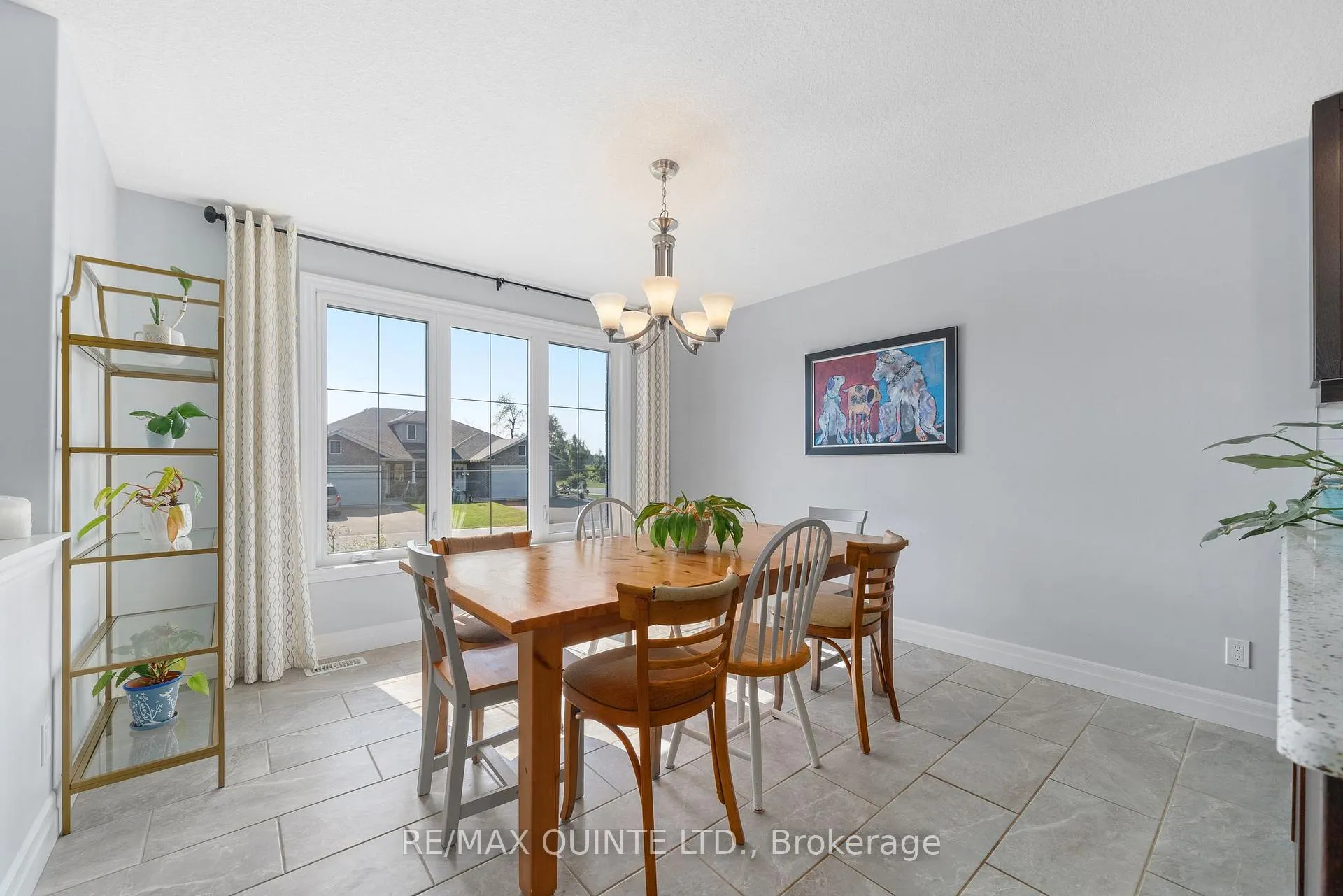 Photo 14 of 56 McIntosh Crescent, Quinte West, Murray Ward — HOMEH