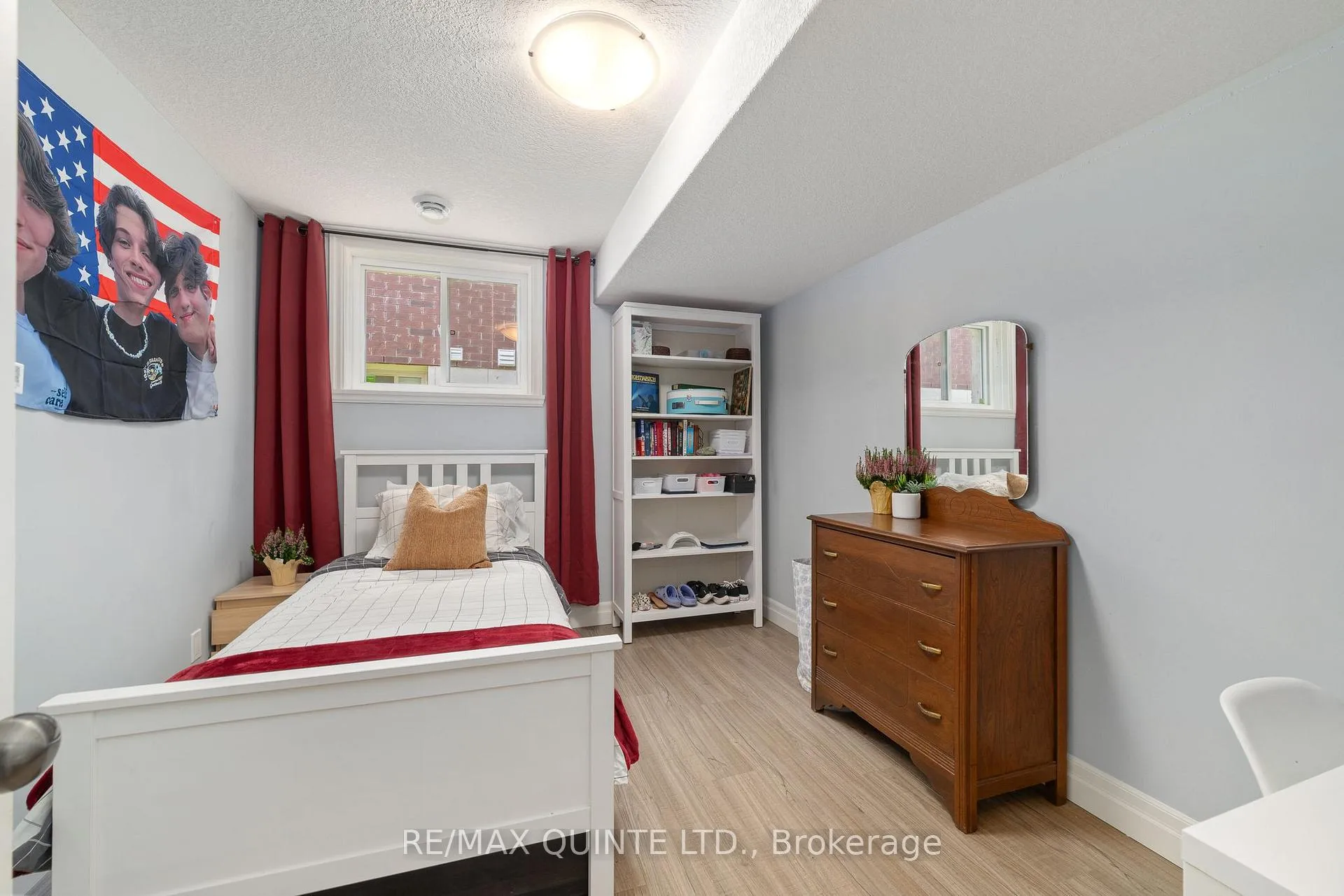 Photo 25 of 56 McIntosh Crescent, Quinte West, Murray Ward — HOMEH