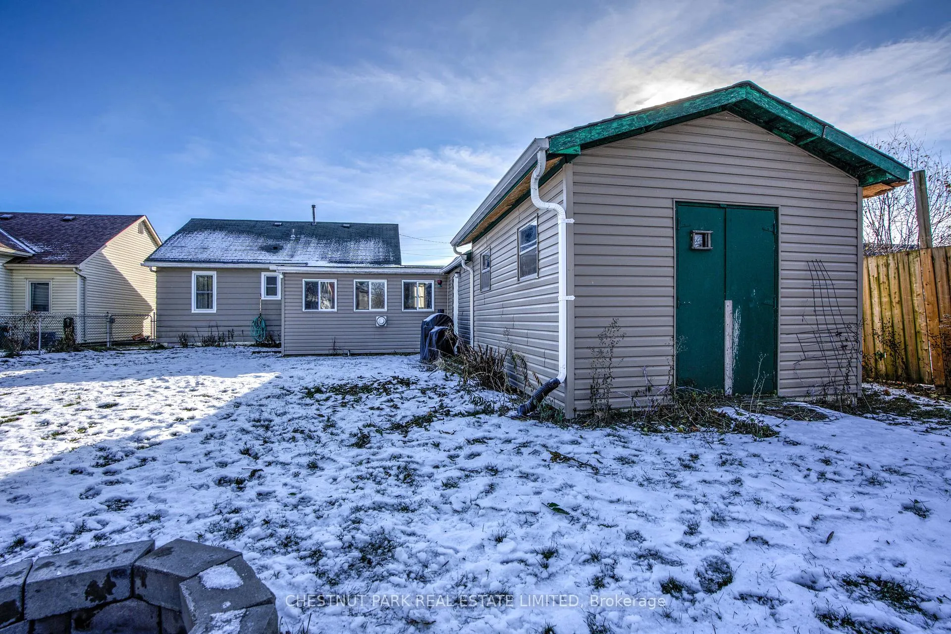 Photo 25 of 110 Karl Street, Belleville, Belleville Ward — HOMEH
