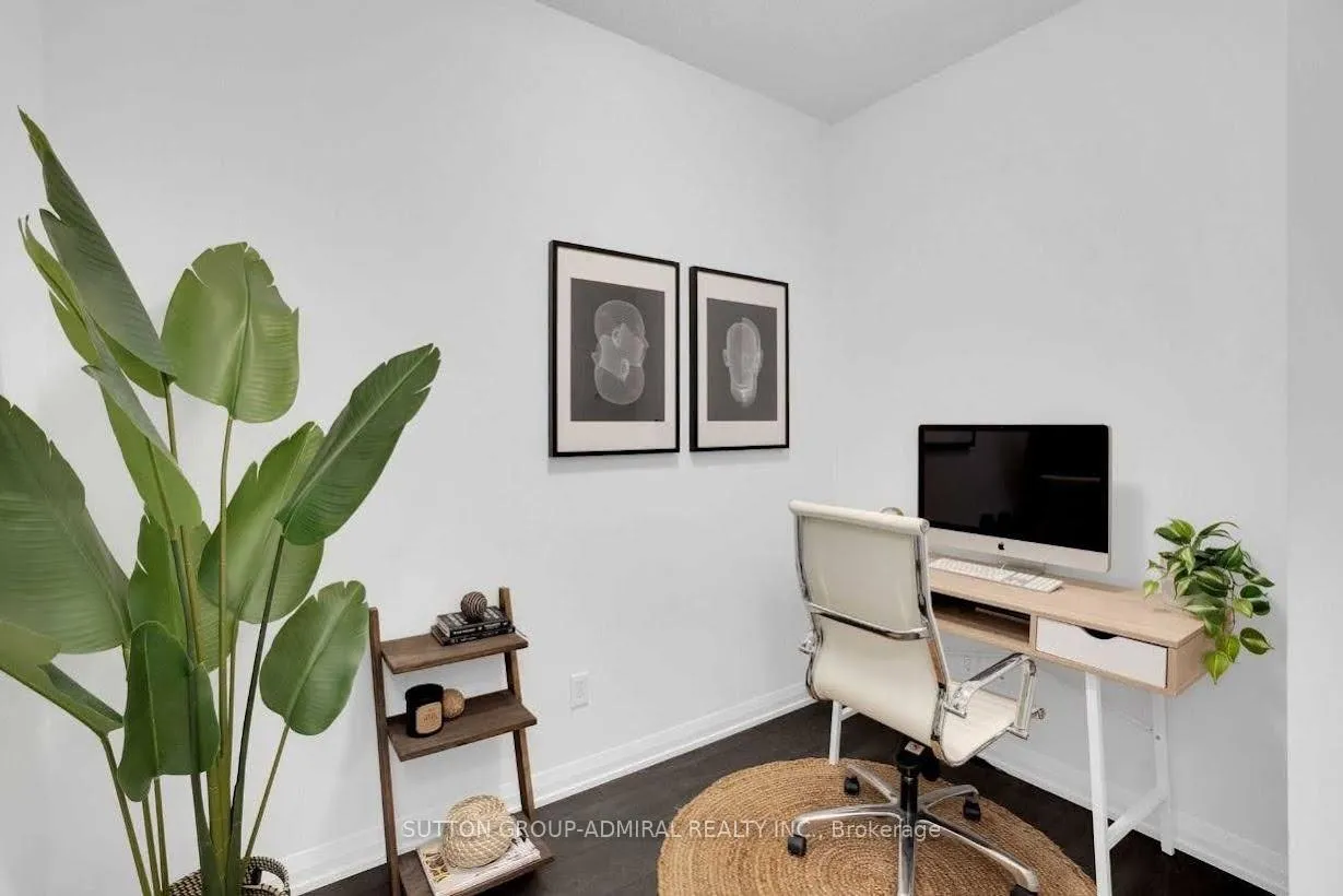 Photo 8 of Unit 2517, 7895 Jane Street, Vaughan, Concord — HOMEH